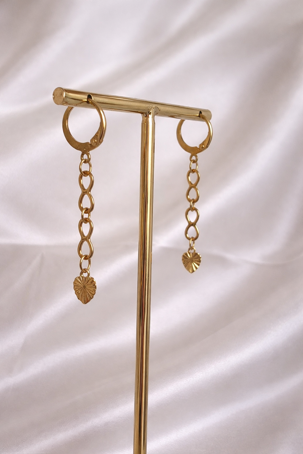 Boucles Infinity (doré ou argenté)