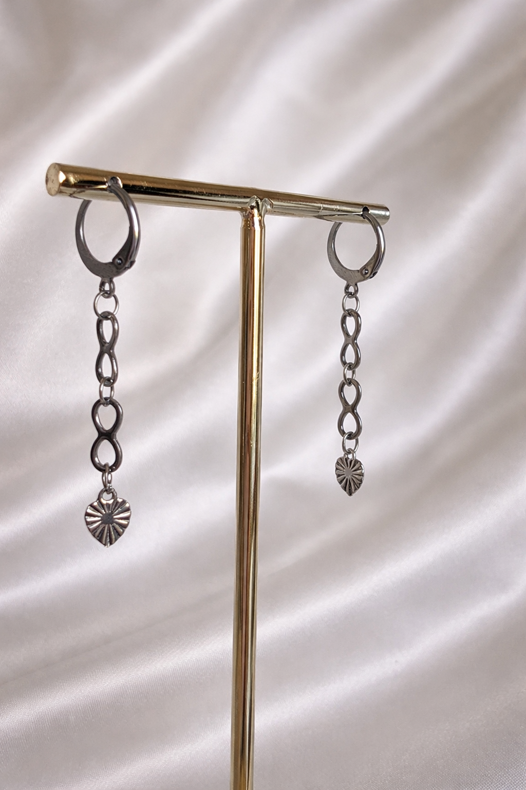 Boucles Infinity (doré ou argenté)