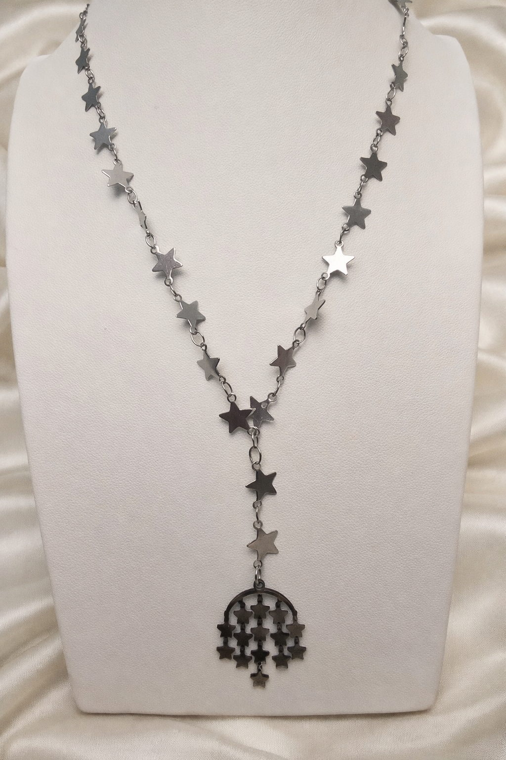 Collier Victoria